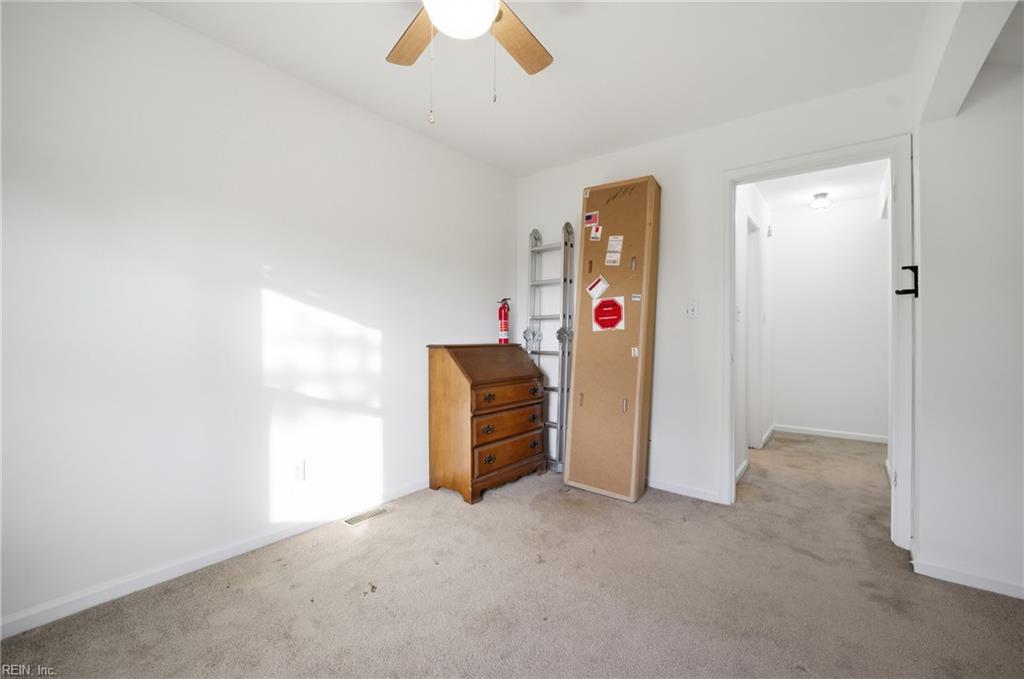 500 Barberton Dr Property Photo 20