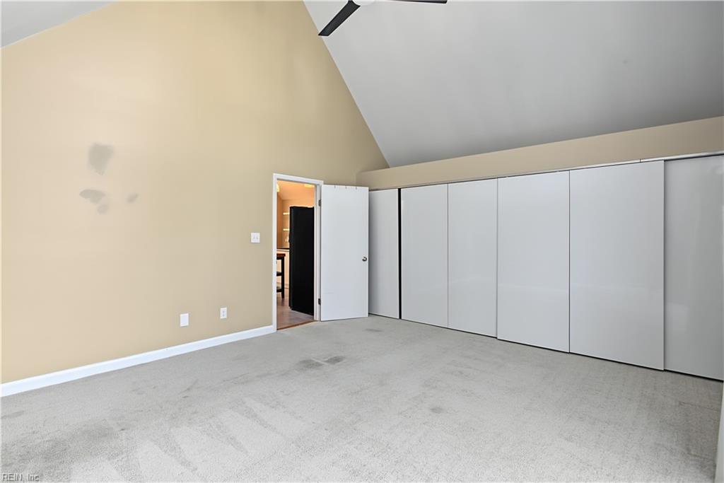 696 Mowbray Arch Property Photo 20