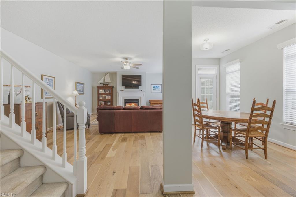 1115 Chancellor Walk Ct Property Photo 4