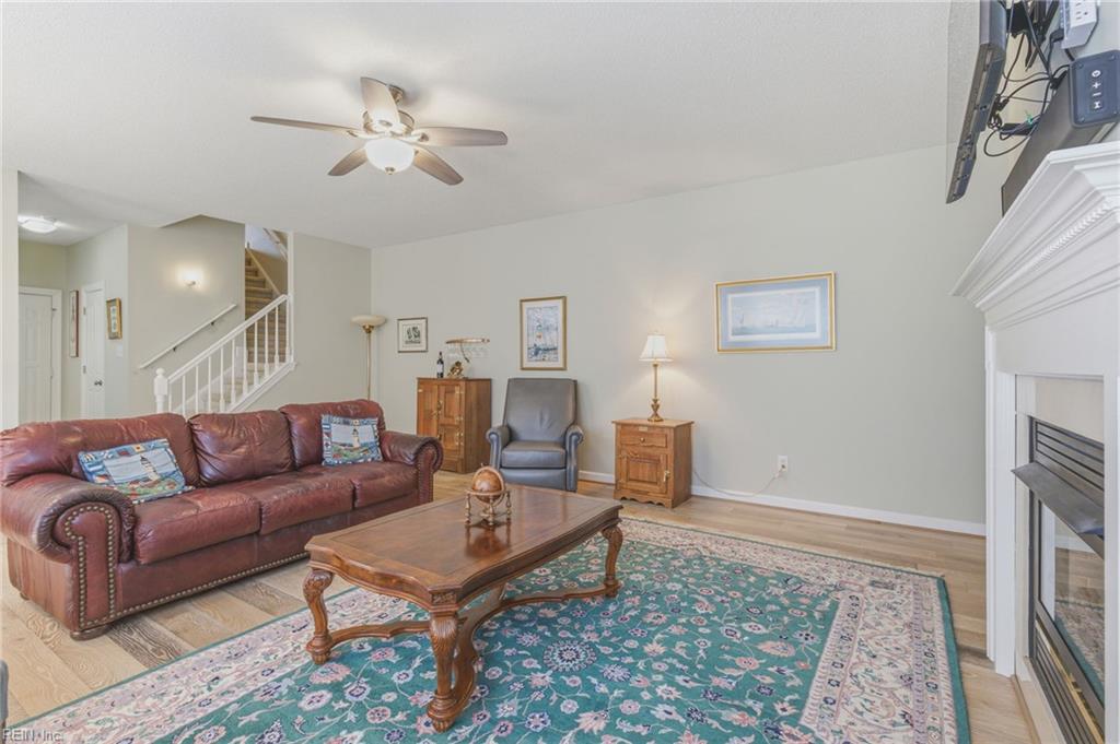 1115 Chancellor Walk Ct Property Photo 8