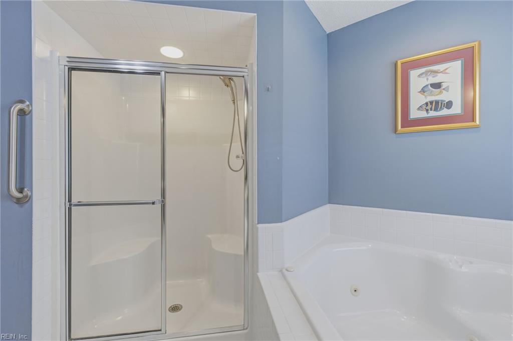 1115 Chancellor Walk Ct Property Photo 25