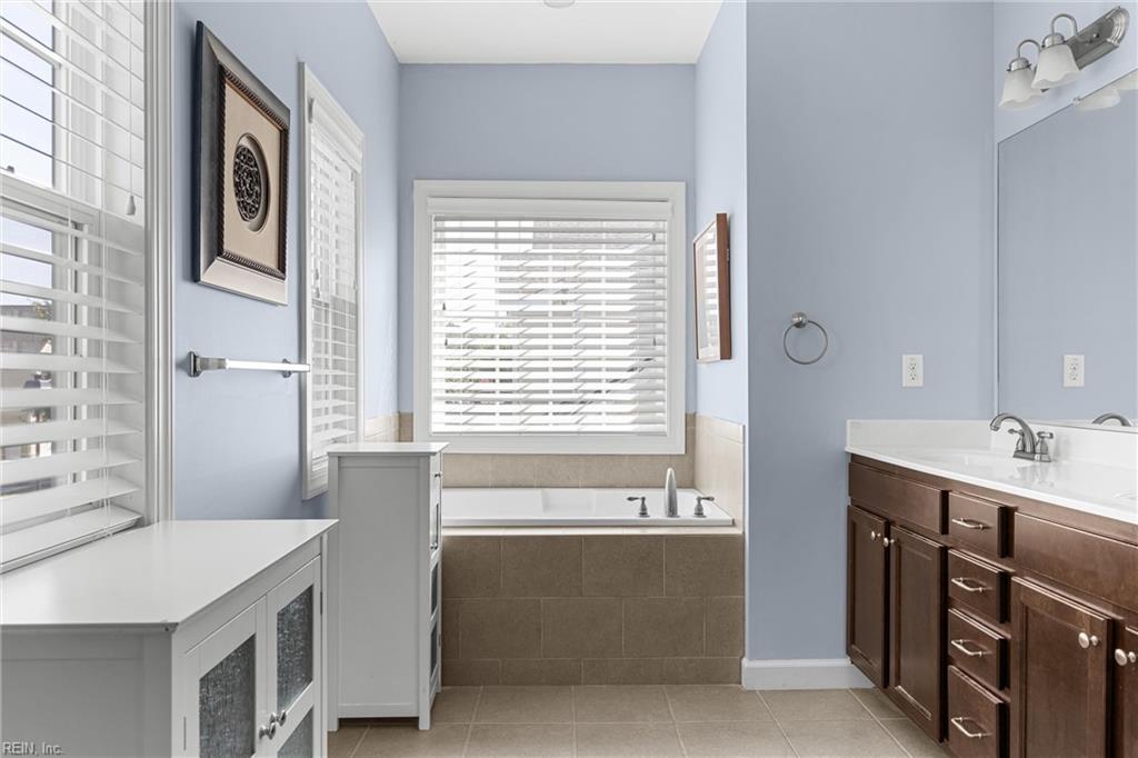 2072 Grandon Loop Property Photo 19