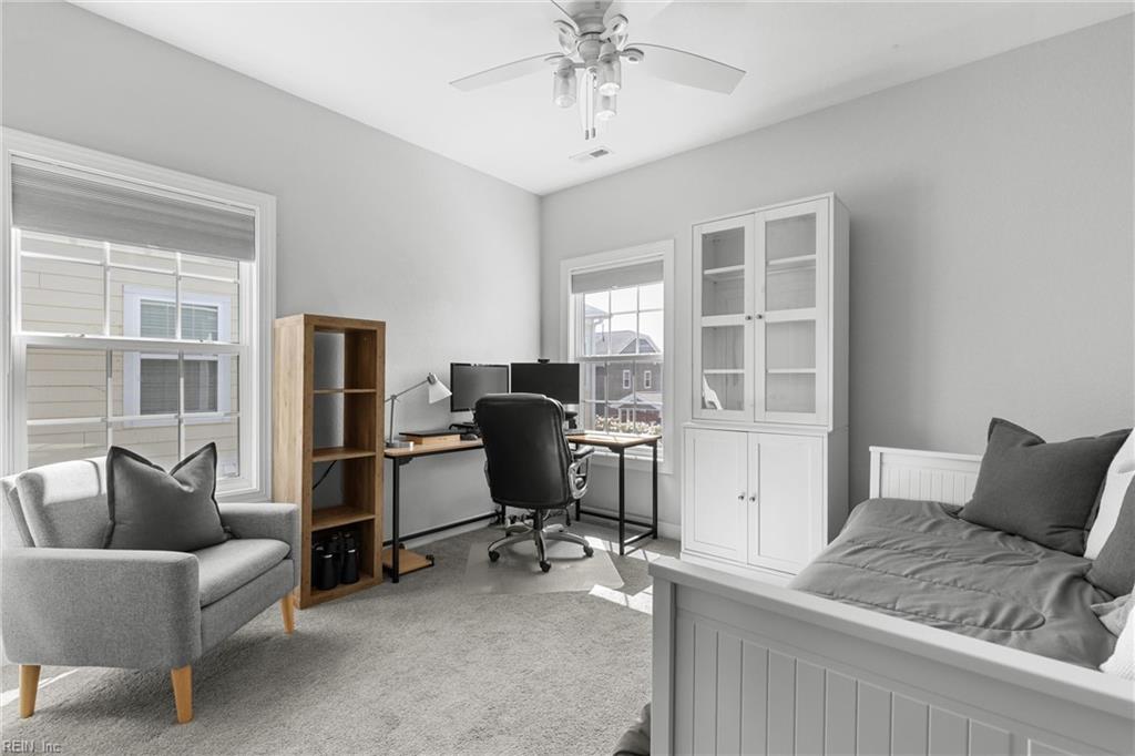 2072 Grandon Loop Property Photo 28