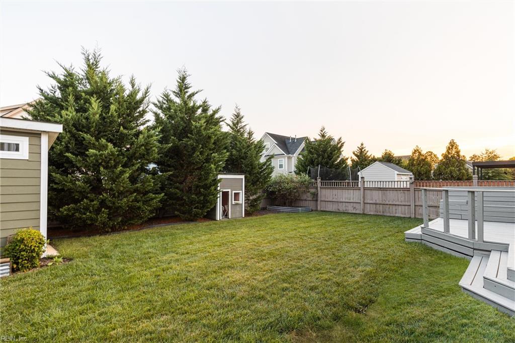 2072 Grandon Loop Property Photo 35