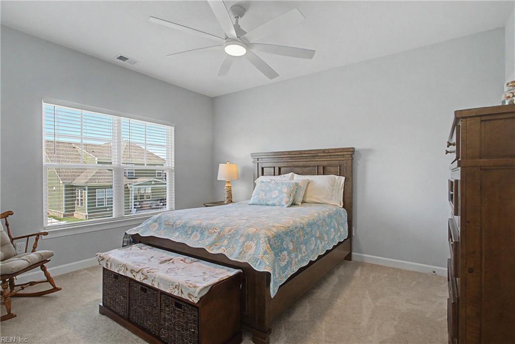1313 Parkdale St Property Photo 24