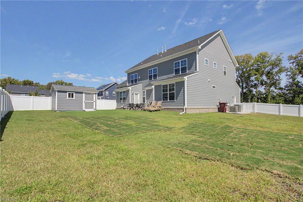 1313 Parkdale St Property Photo 34