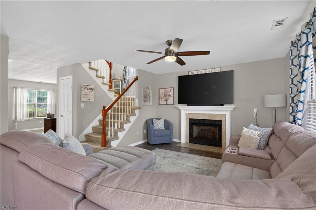 201 Cutspring Trce Property Photo 8
