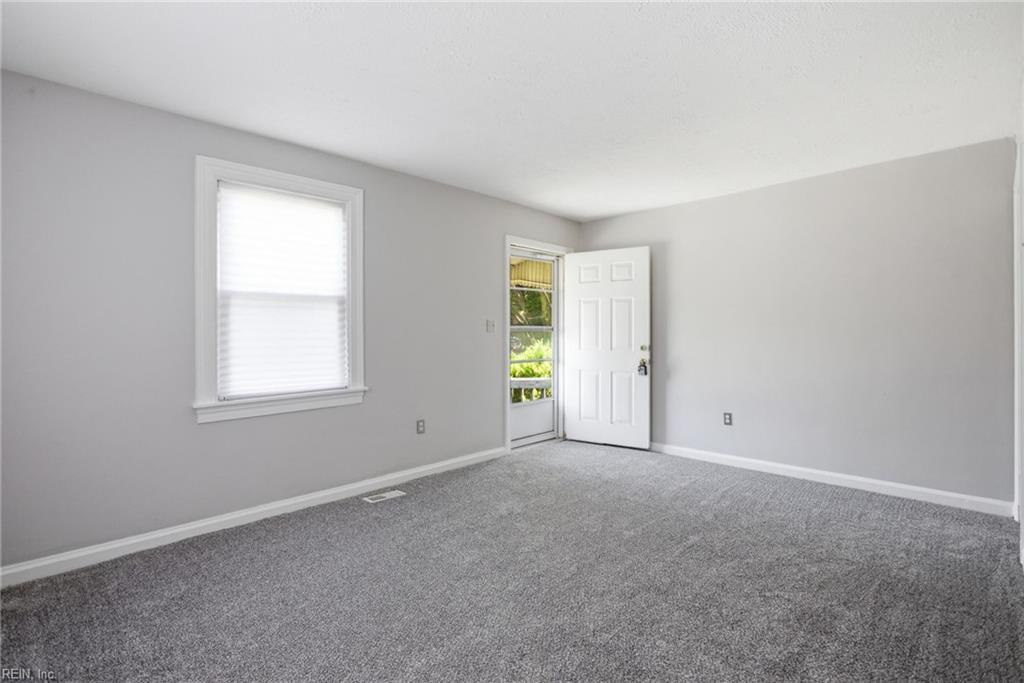 1245 17th St Property Photo 5