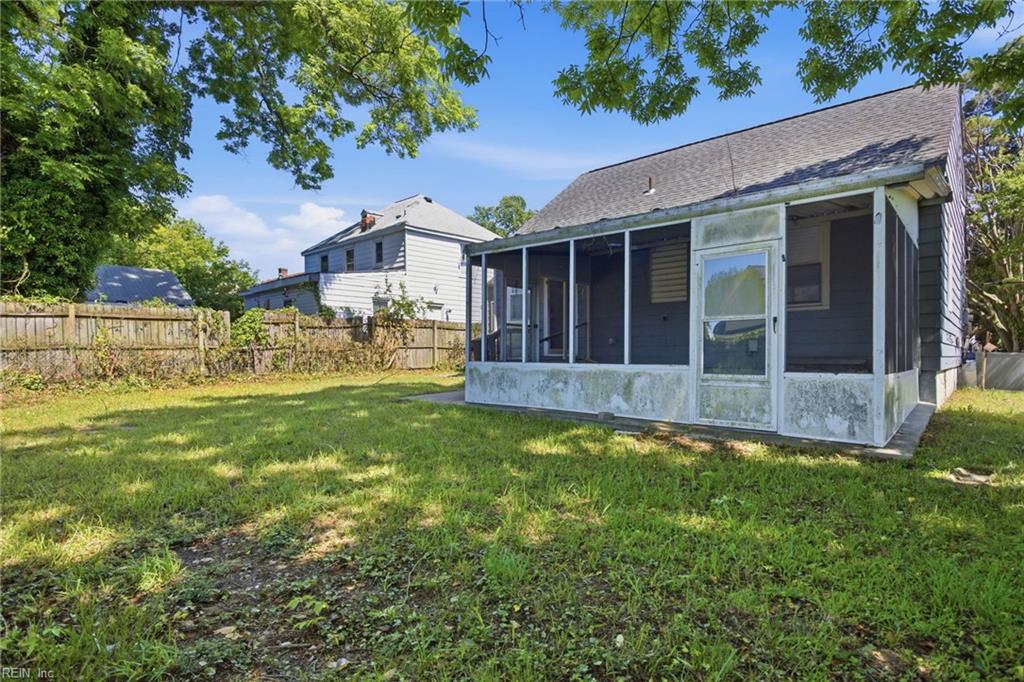 1245 17th St Property Photo 17