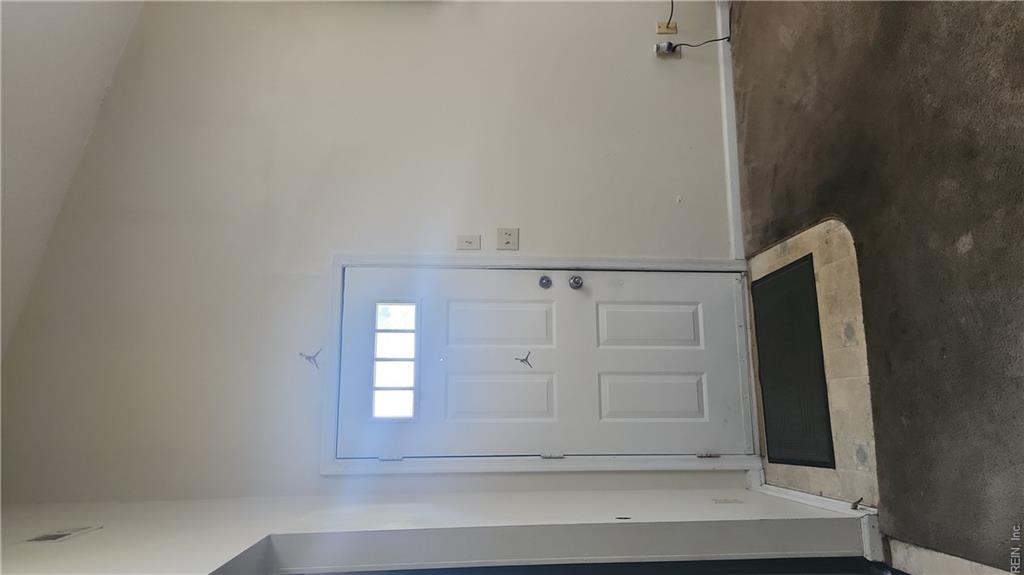 3700 Towne Point Rd Property Photo 18