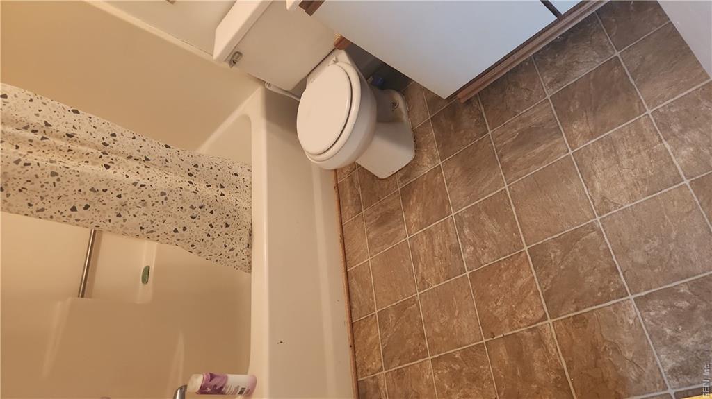 3700 Towne Point Rd Property Photo 35