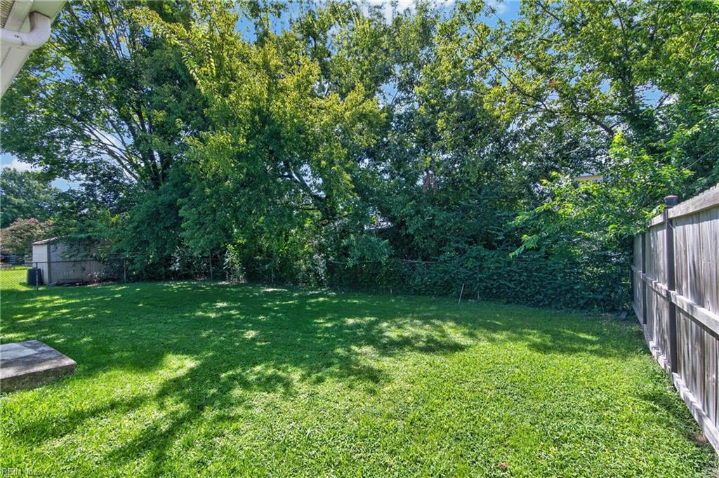 1923 Mcculluch Rd Property Photo 25