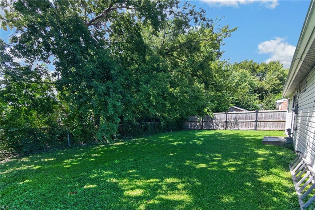 1923 Mcculluch Rd Property Photo 28