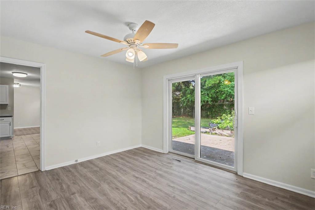 9335 Beaumont St Property Photo 12
