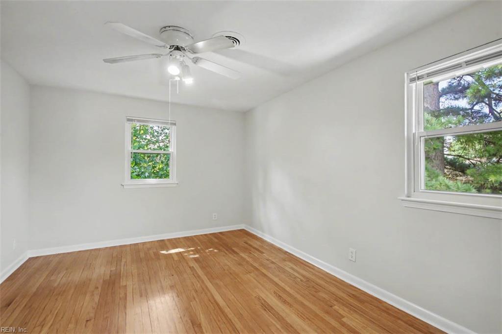 9335 Beaumont St Property Photo 14