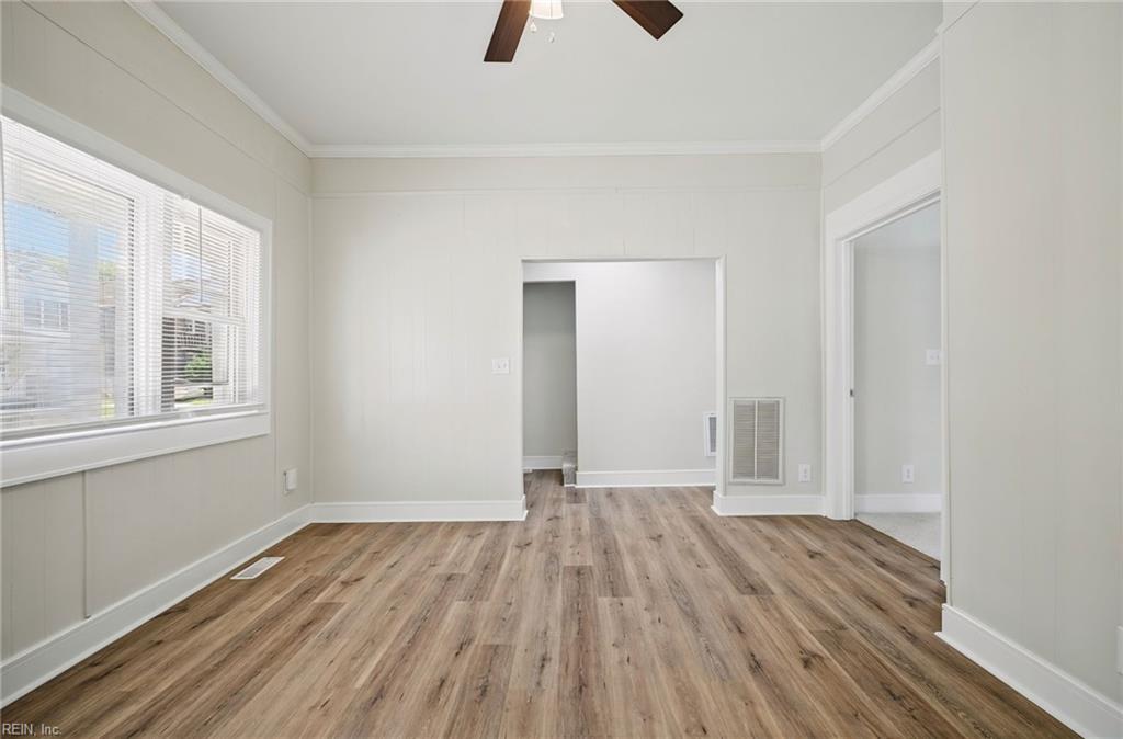 2431 Hale St Property Photo 17