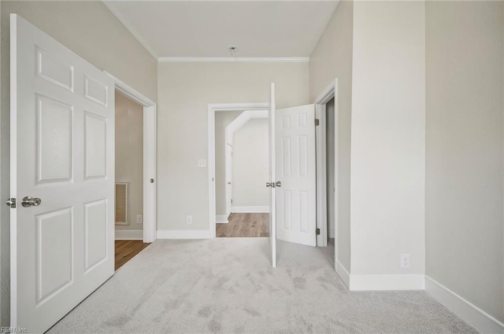 2431 Hale St Property Photo 18