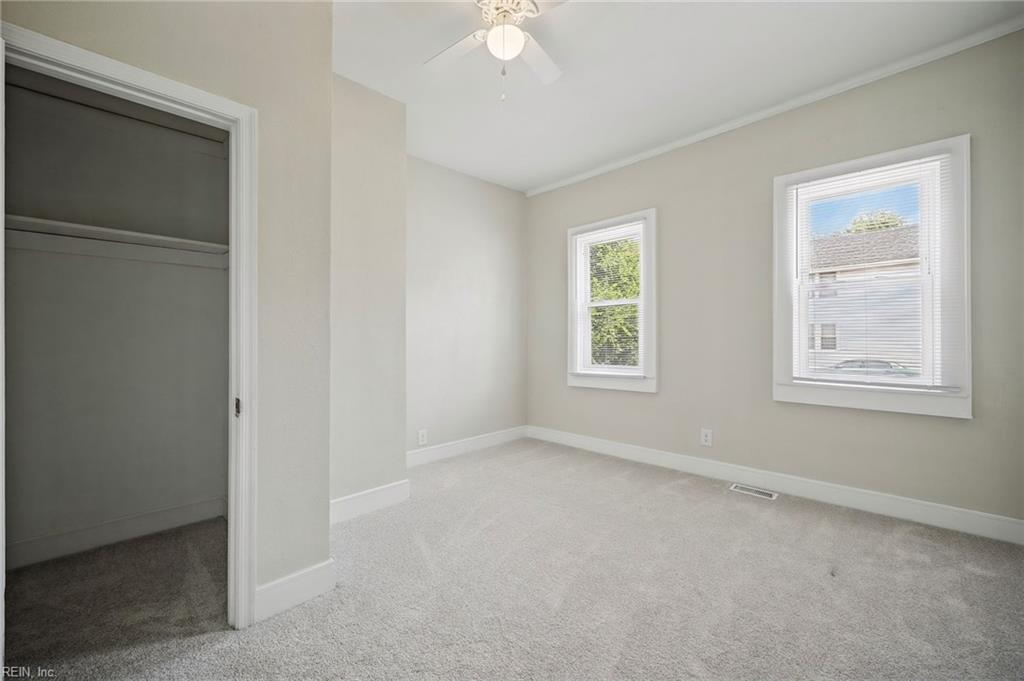 2431 Hale St Property Photo 20