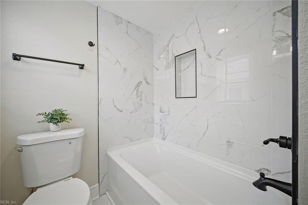 2431 Hale St Property Photo 31
