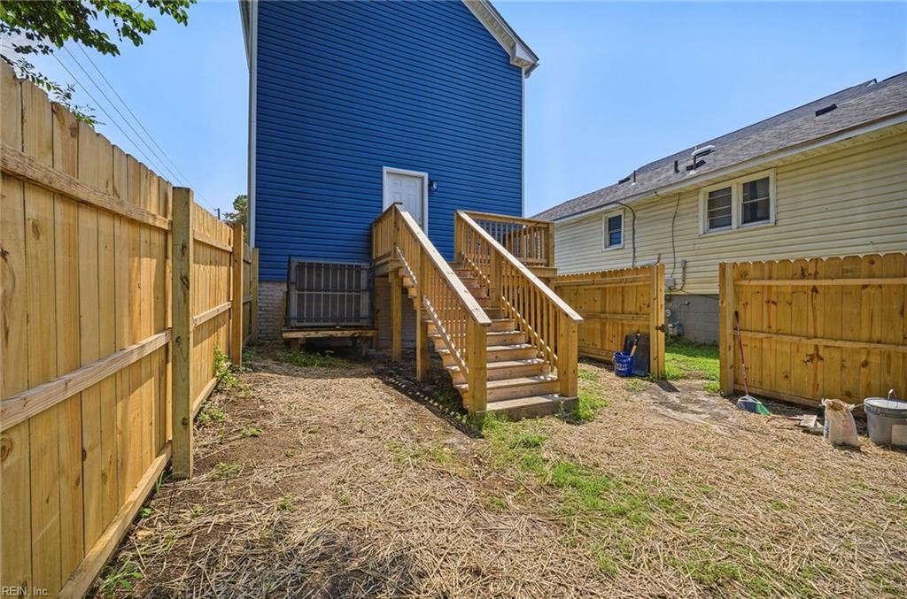 2431 Hale St Property Photo 37