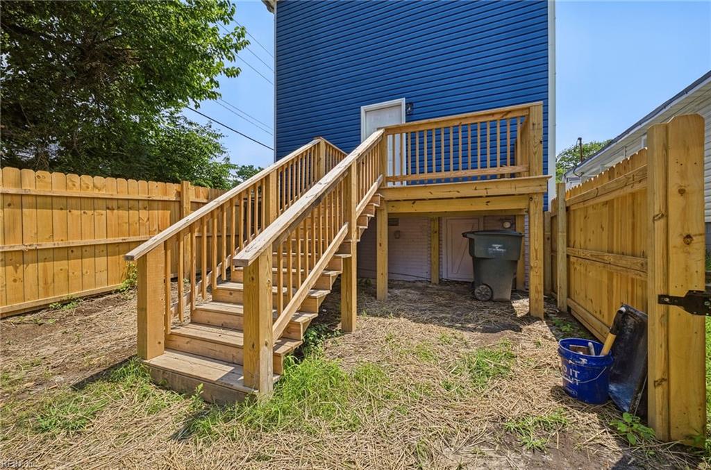2431 Hale St Property Photo 39