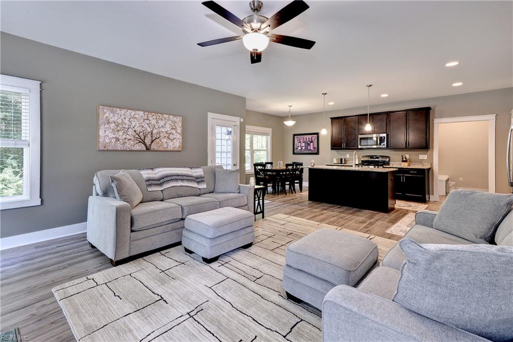 5156 Ashborough Dr Property Photo 4