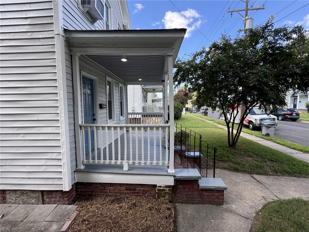 411 Lee St Property Photo 4