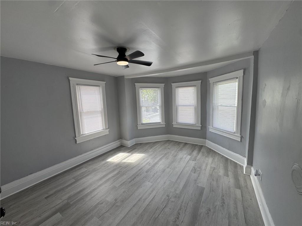 411 Lee St Property Photo 20
