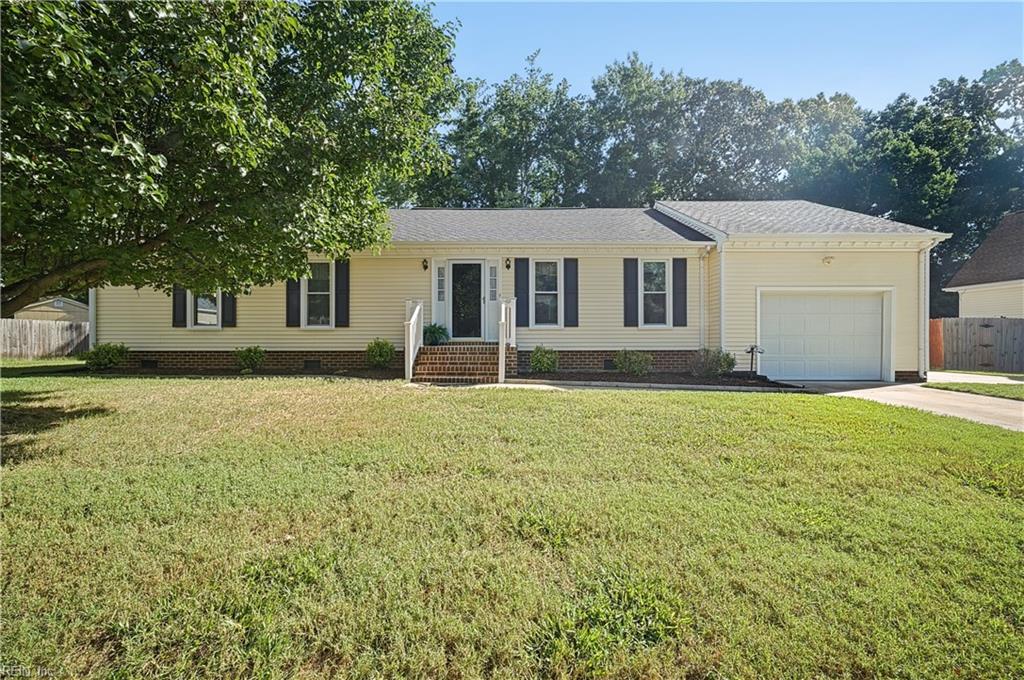 832 Woodrow Ct Property Photo 1