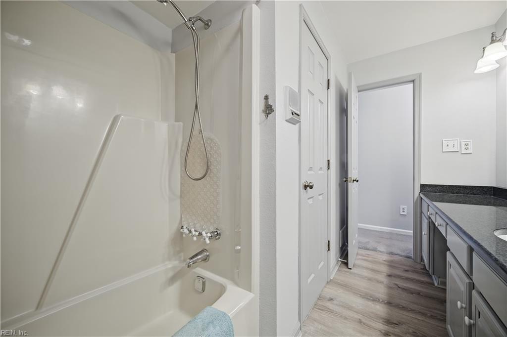 832 Woodrow Ct Property Photo 12