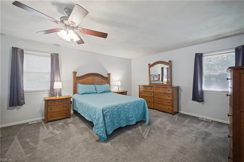 832 Woodrow Ct Property Photo 15