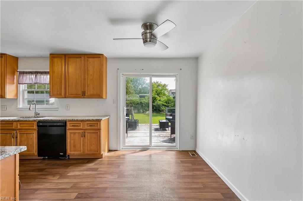226 Menchville Rd Property Photo 6