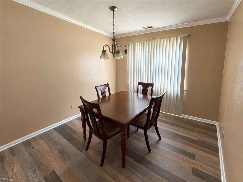 3105 Kenelm Dr Property Photo 7