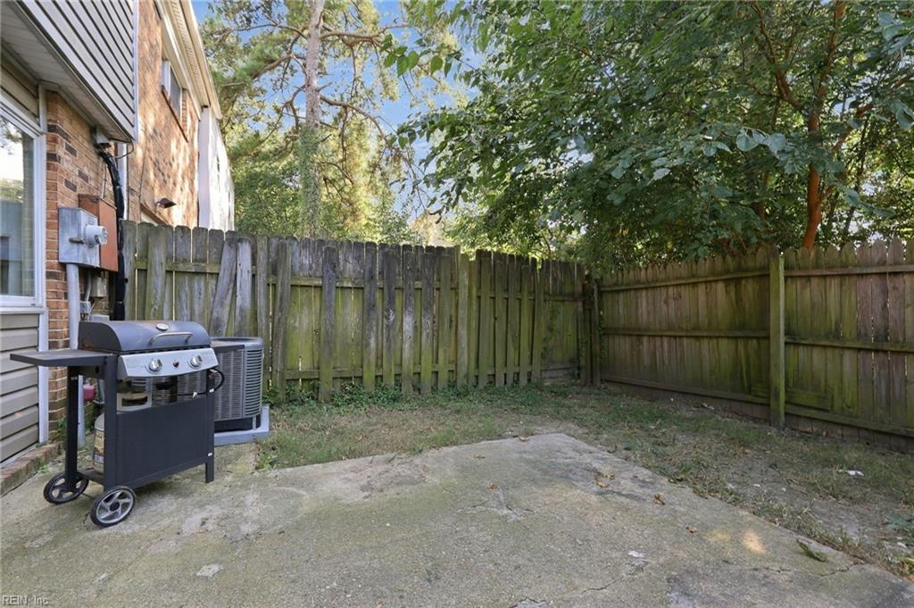 1309 Green Cedar Ln Property Photo 24