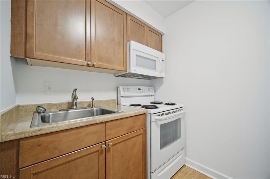 215 Brooke Ave Property Photo 18