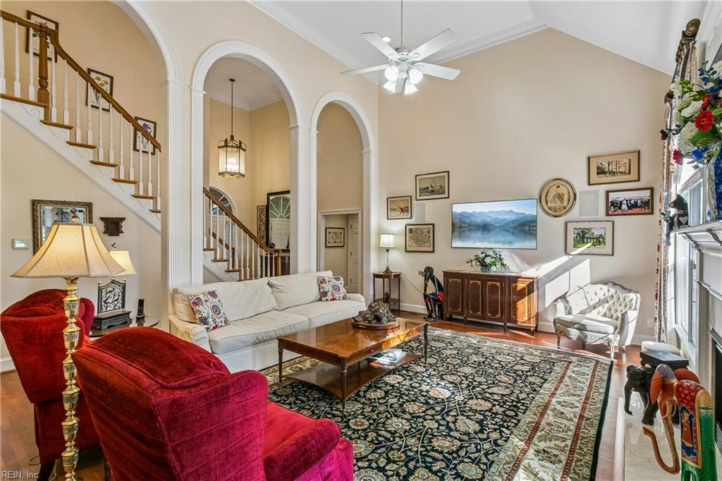 100 Eastbury Property Photo 19