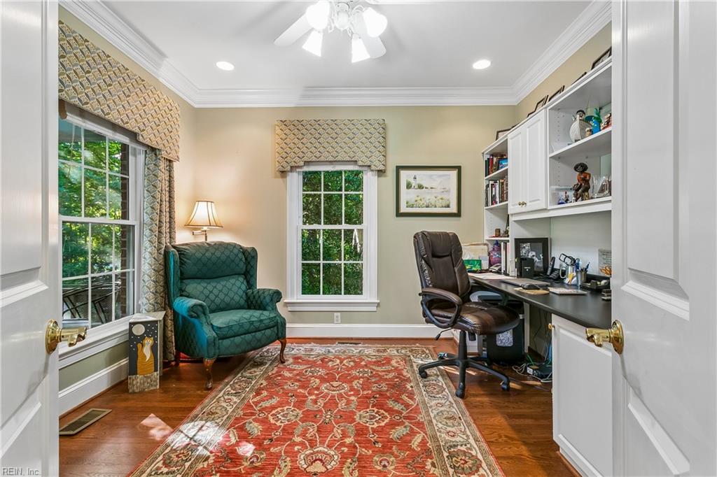 100 Eastbury Property Photo 24
