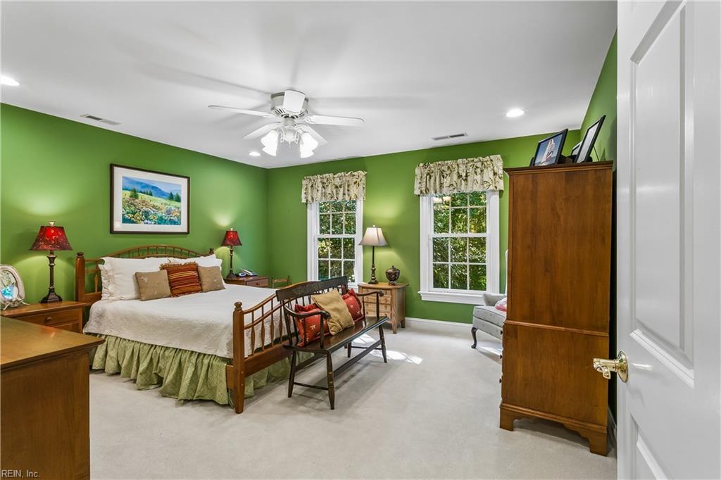 100 Eastbury Property Photo 37