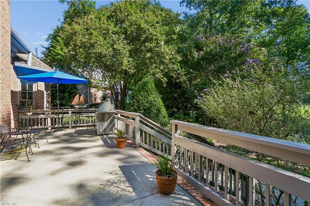 100 Eastbury Property Photo 48
