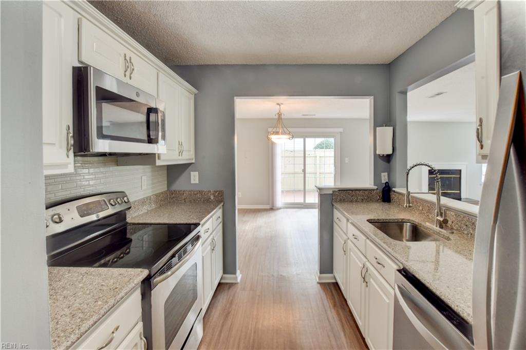 5029 Heathglen Cir Property Photo 15