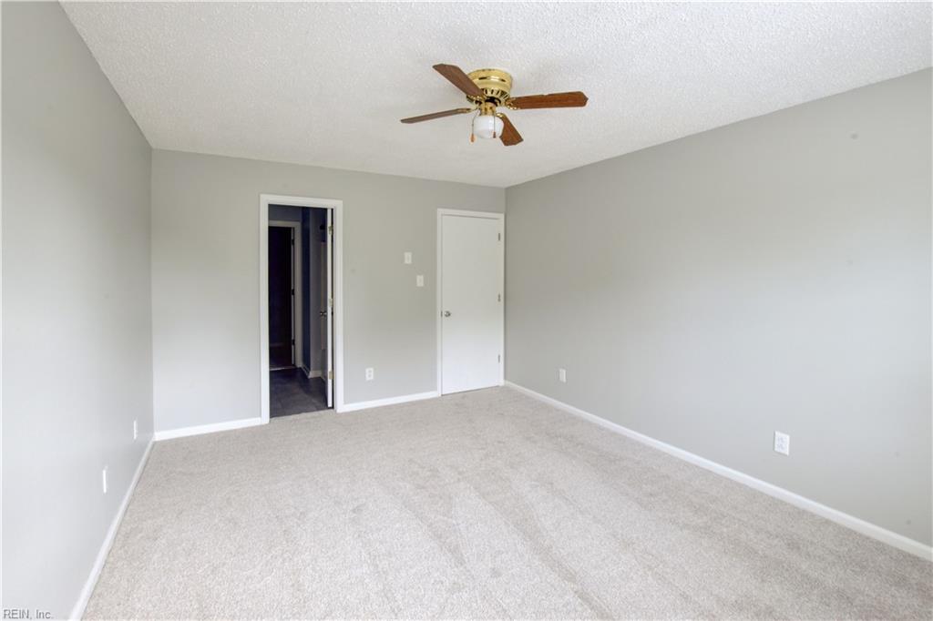 5029 Heathglen Cir Property Photo 32