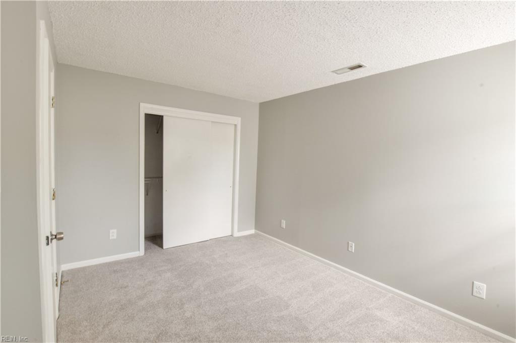 5029 Heathglen Cir Property Photo 34