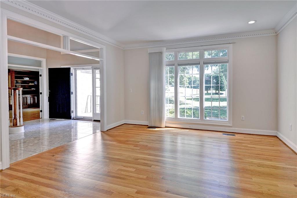 100 W Landing Property Photo 7