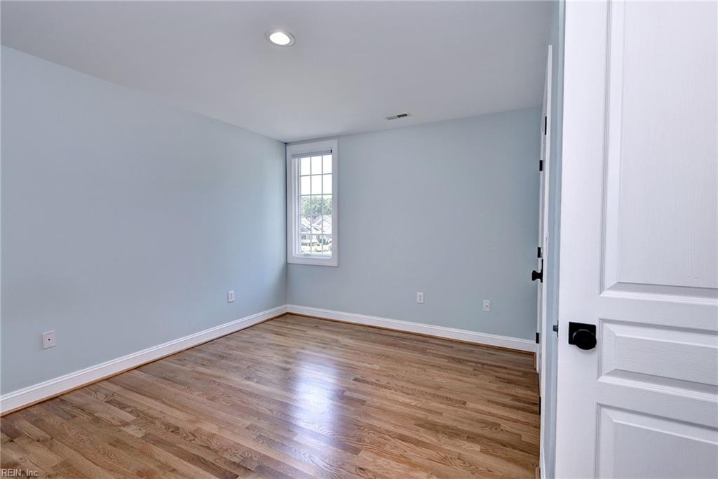 100 W Landing Property Photo 40