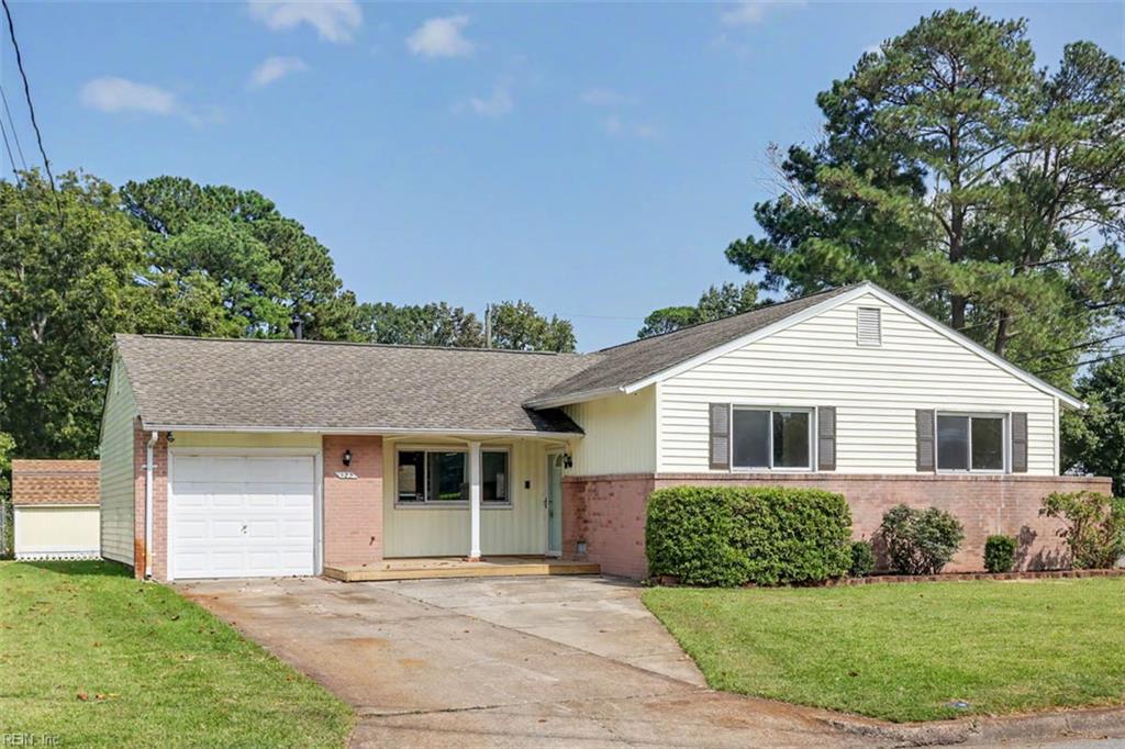 125 Pennwood DR Property Photo 1