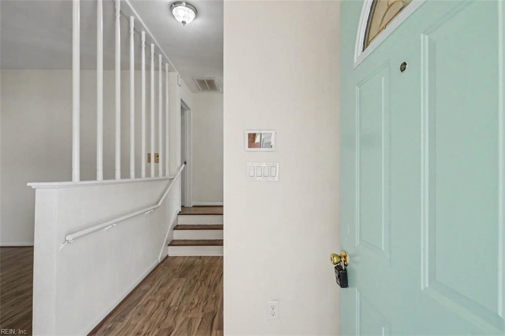 125 Pennwood Dr Property Photo 6