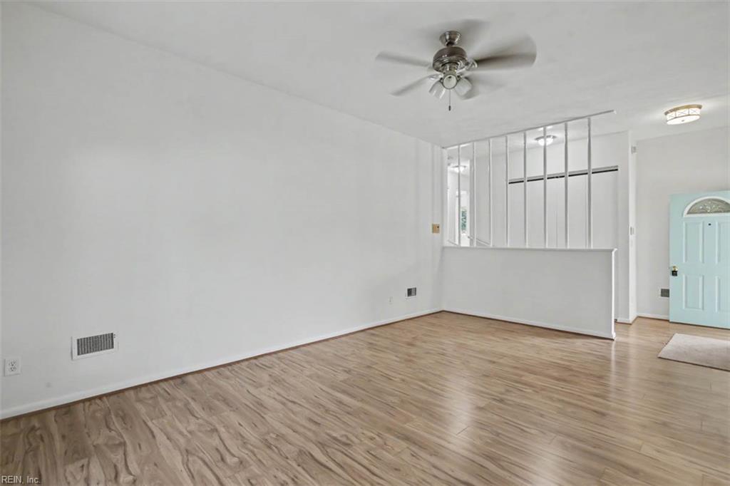 125 Pennwood Dr Property Photo 11