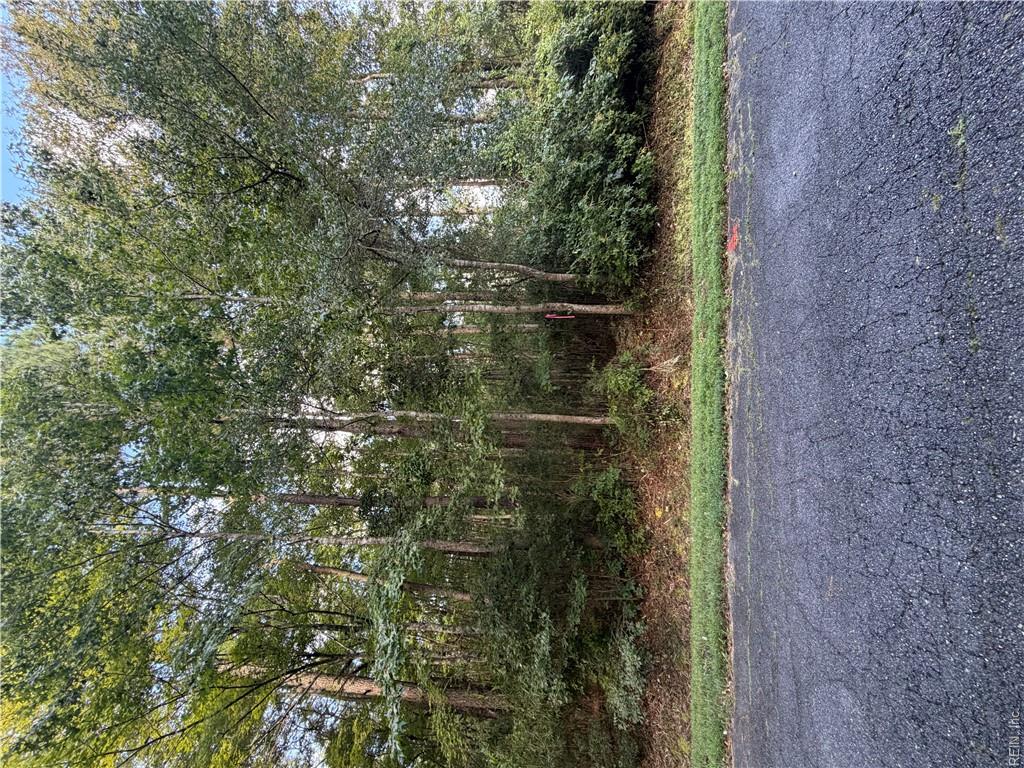 37 Darden St Property Photo 1