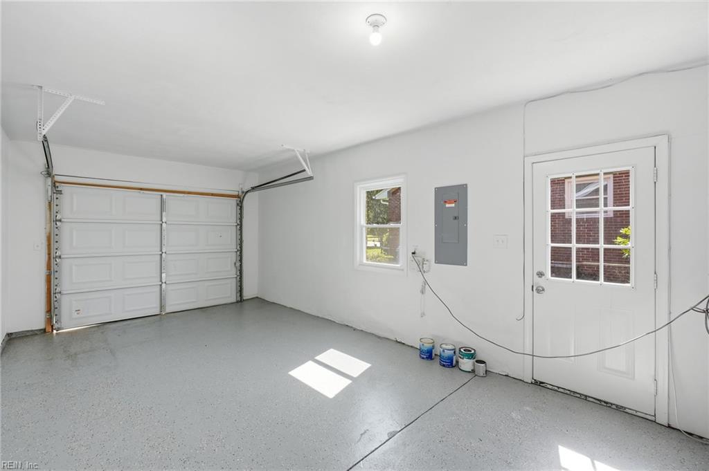 816 Hoffman Ave Property Photo 35
