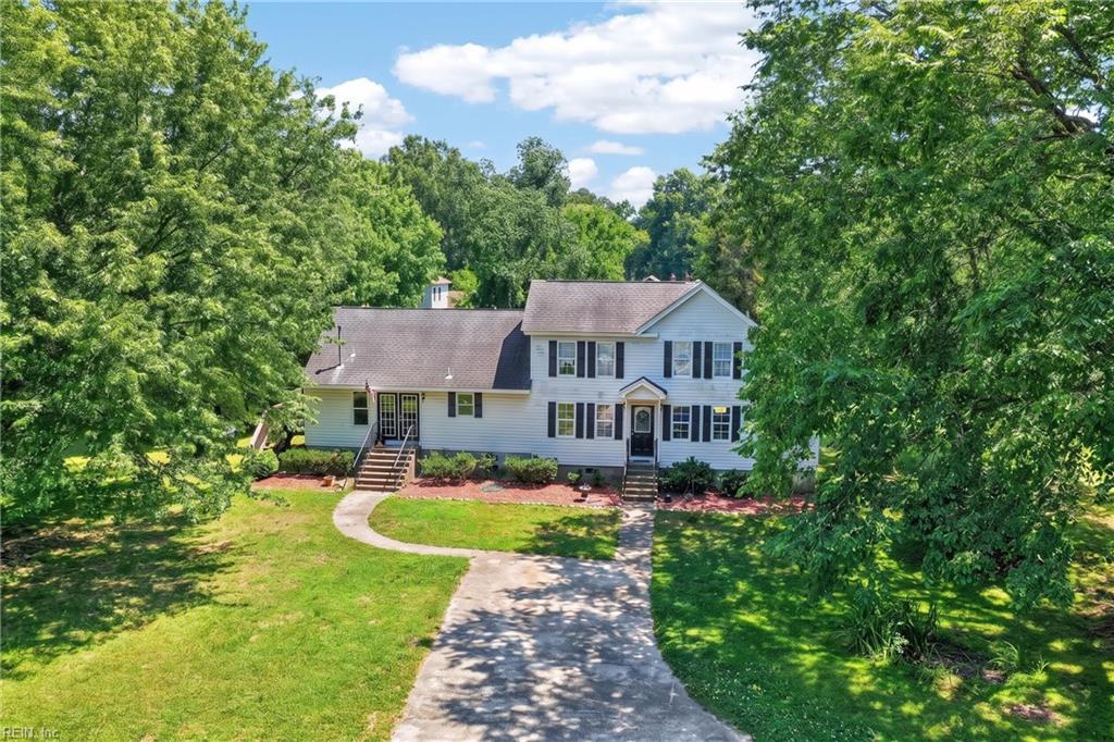12 Holston Ln Property Photo 1